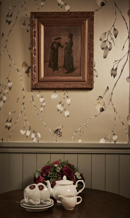 Monkstadt 1745 Restaurant With Rooms พอทรี ภายนอก รูปภาพ