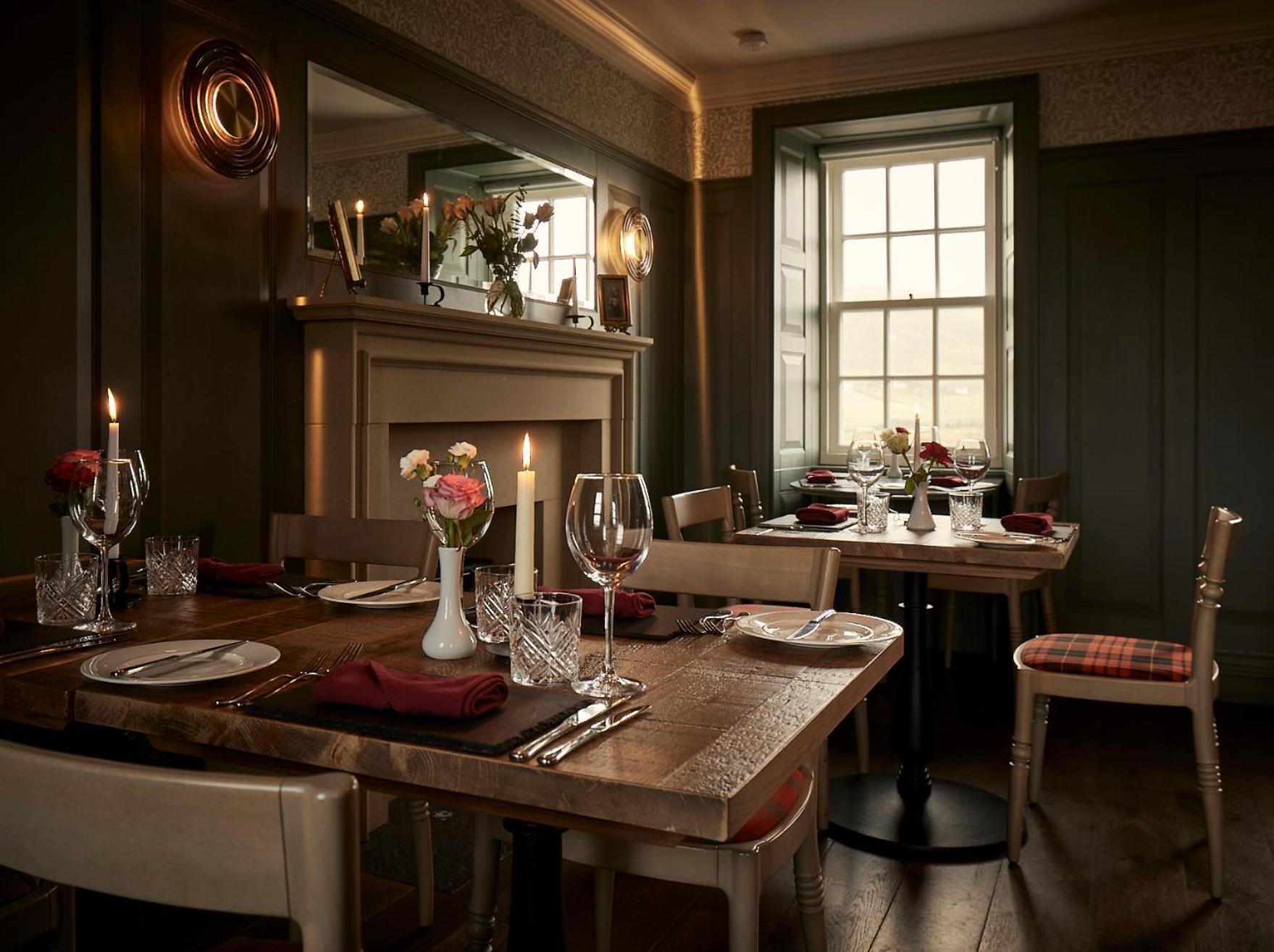 Monkstadt 1745 Restaurant With Rooms พอทรี ภายนอก รูปภาพ